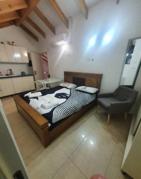 Stunning Apartment Located In The Heart Of The City Center, Close To A Synagogue, Train Station, Mahane Yehuda Market, Etc. Jerusalém Exterior foto