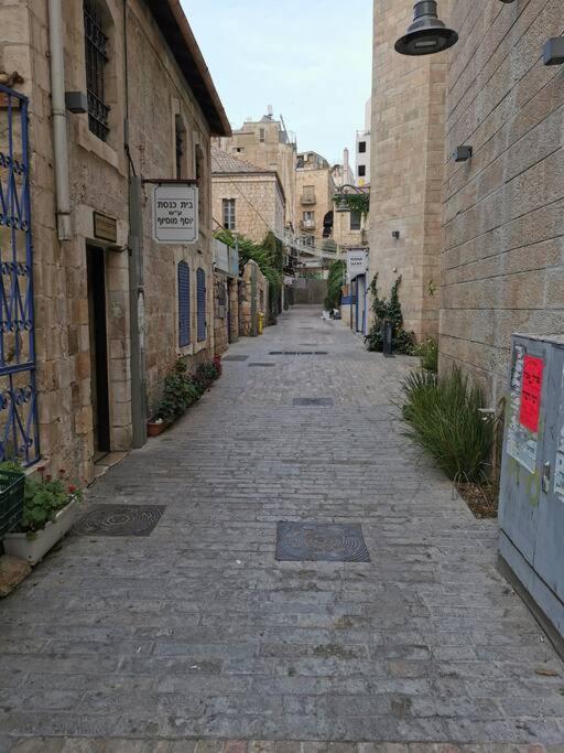 Stunning Apartment Located In The Heart Of The City Center, Close To A Synagogue, Train Station, Mahane Yehuda Market, Etc. Jerusalém Exterior foto