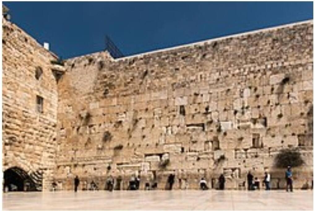 Stunning Apartment Located In The Heart Of The City Center, Close To A Synagogue, Train Station, Mahane Yehuda Market, Etc. Jerusalém Exterior foto